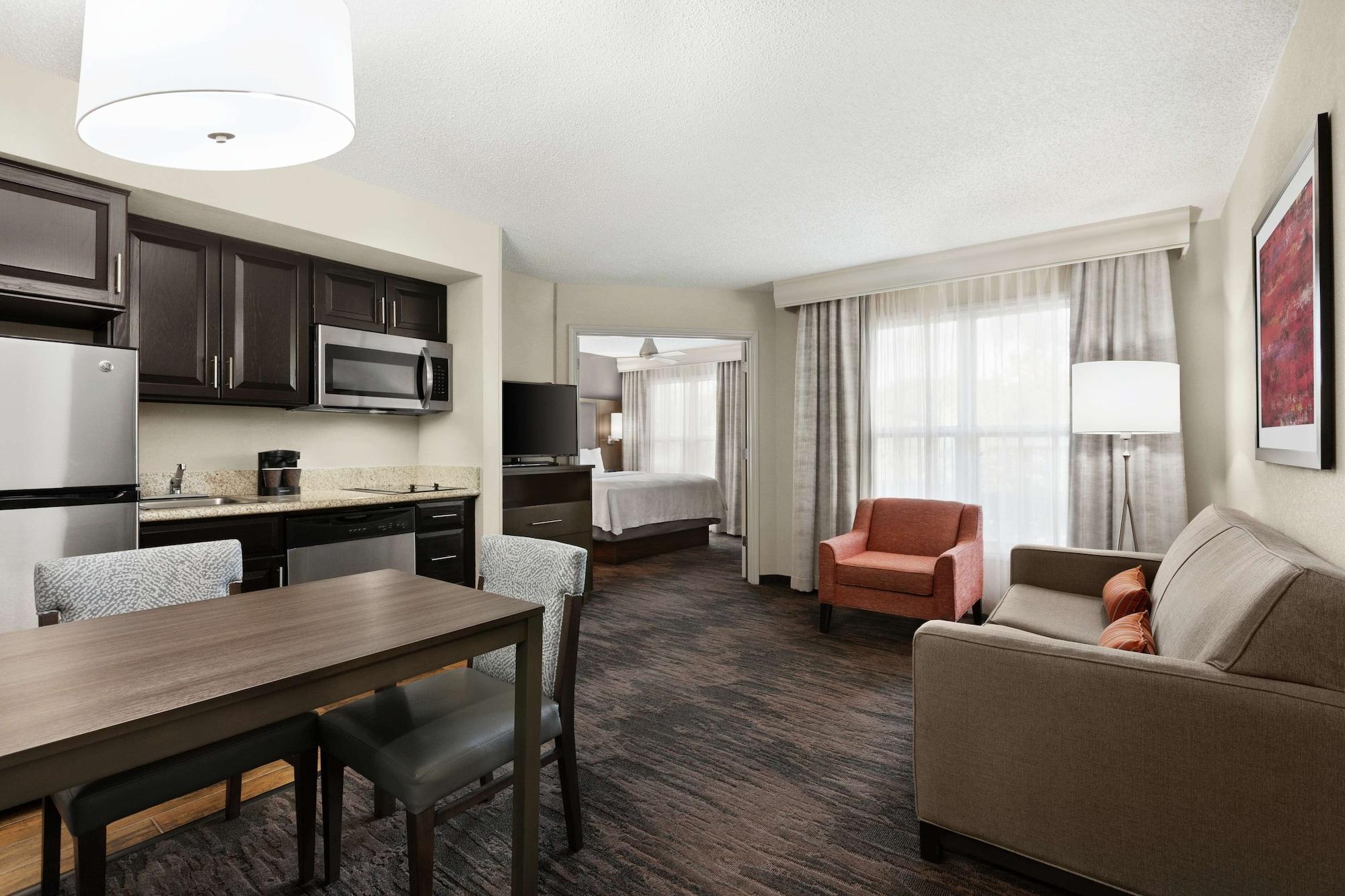 Addison Suites Exterior photo